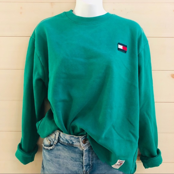 Urban Outfitters Tops - {tommy hilfiger} vintage oversized sweatshirt